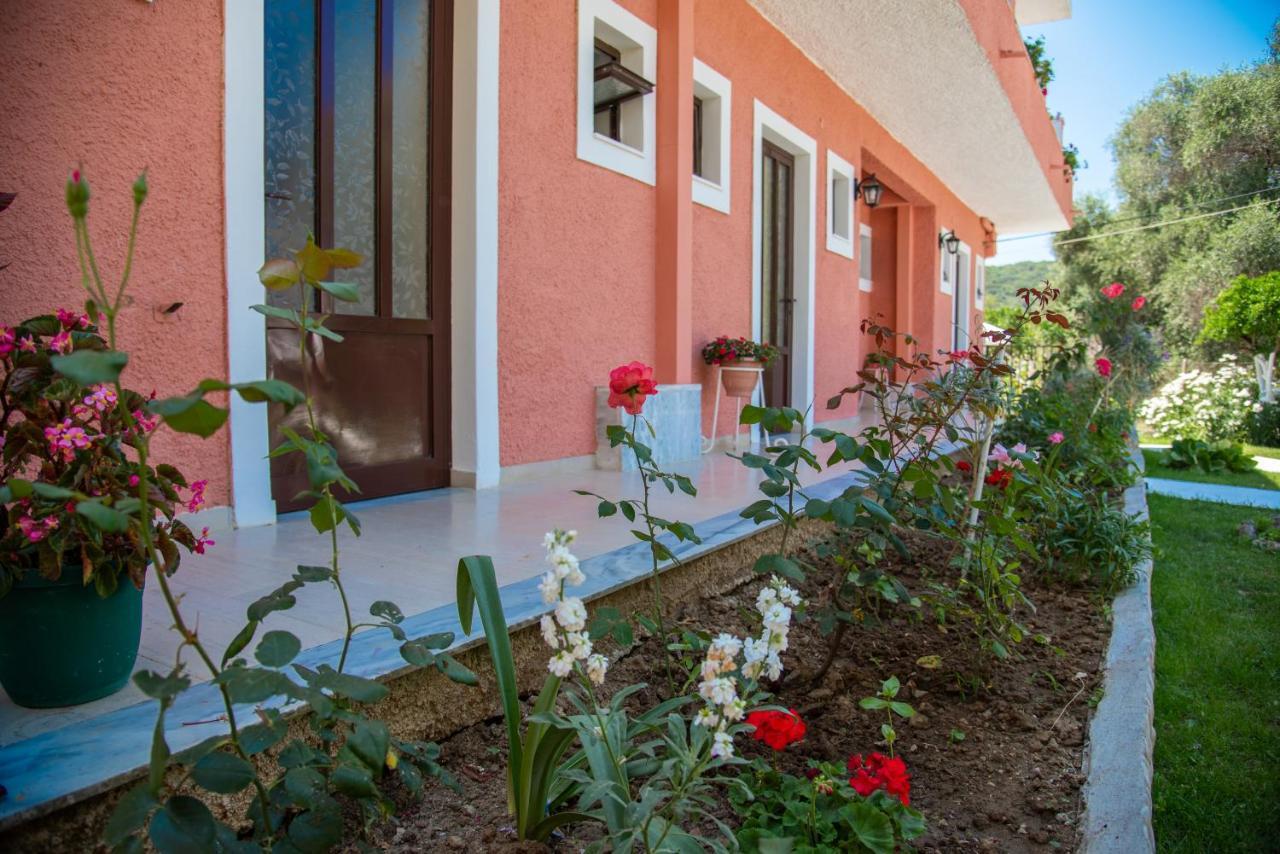 Costas Apartments Mesongí Exteriér fotografie