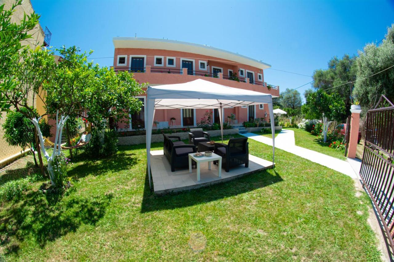 Costas Apartments Mesongí Exteriér fotografie