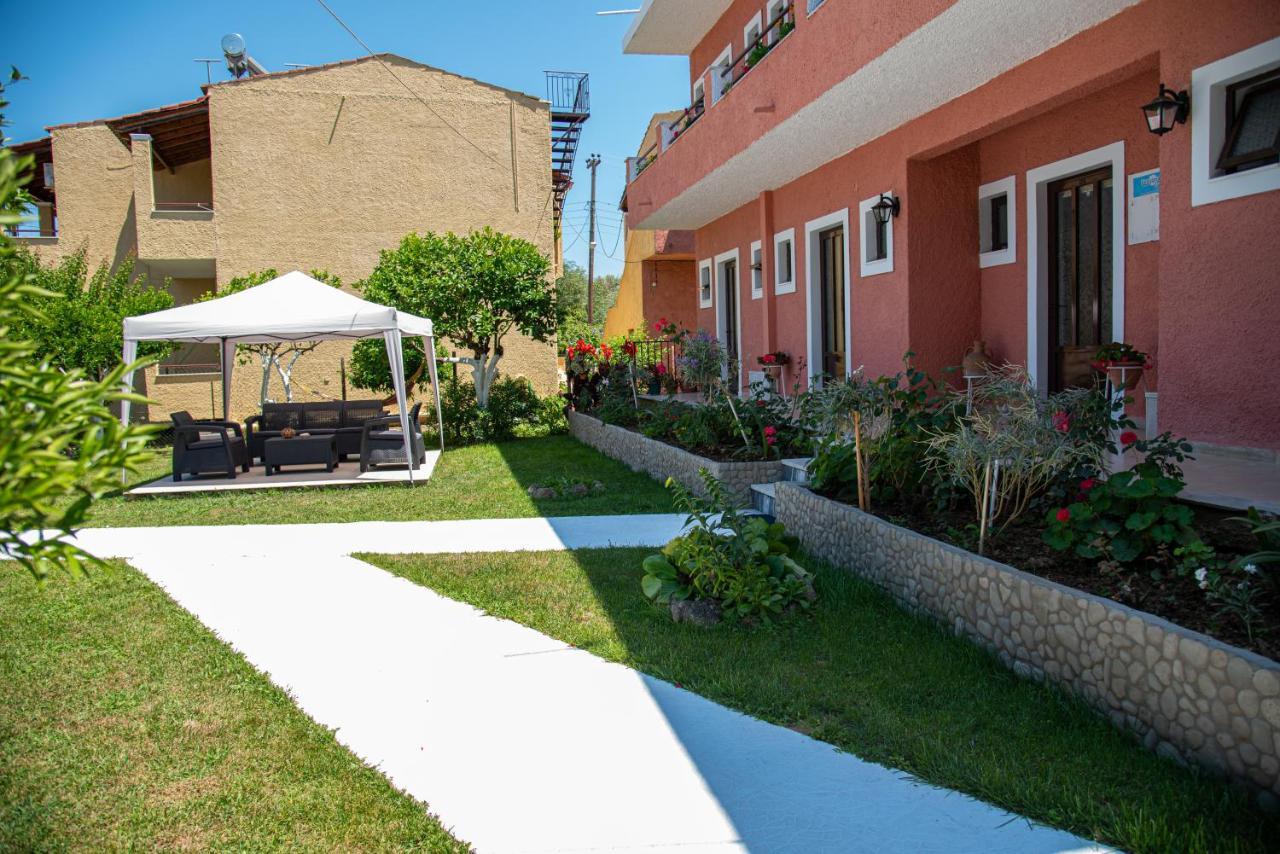 Costas Apartments Mesongí Exteriér fotografie